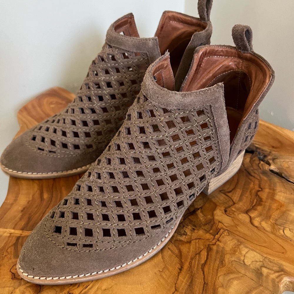 Jeffrey Campbell Taggart Taupe Suede Bootie